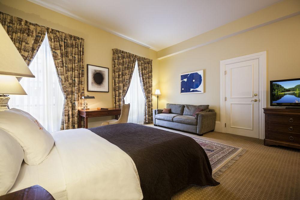 แอลโฮเต็ล Hotel มอนทรีอัล ภายนอก รูปภาพ