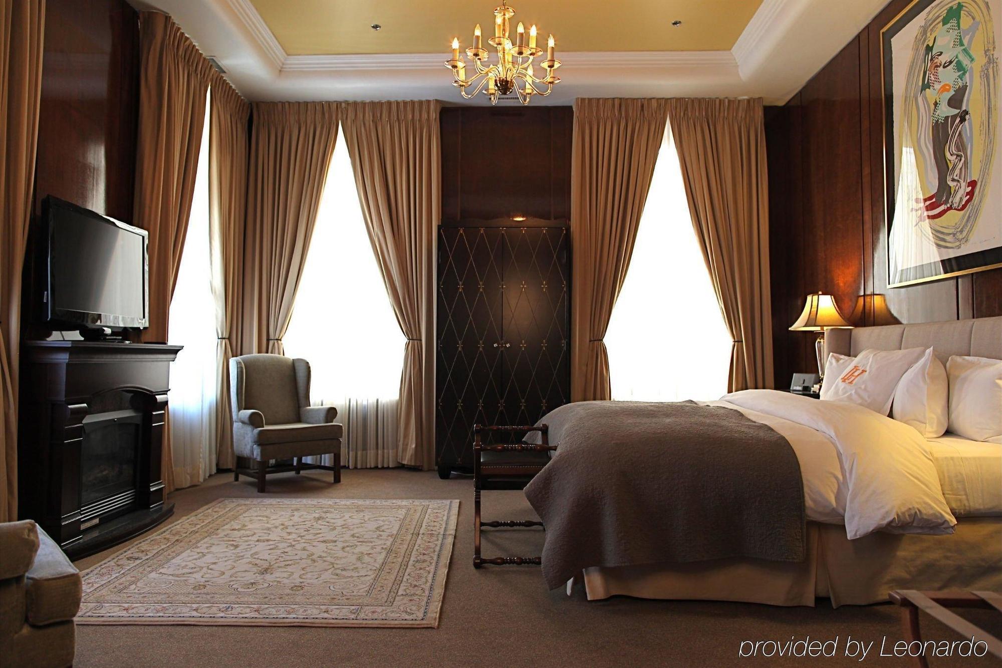 แอลโฮเต็ล Hotel มอนทรีอัล ภายนอก รูปภาพ
