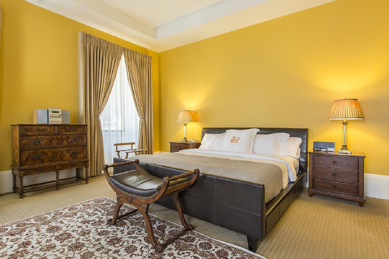 แอลโฮเต็ล Hotel มอนทรีอัล ภายนอก รูปภาพ