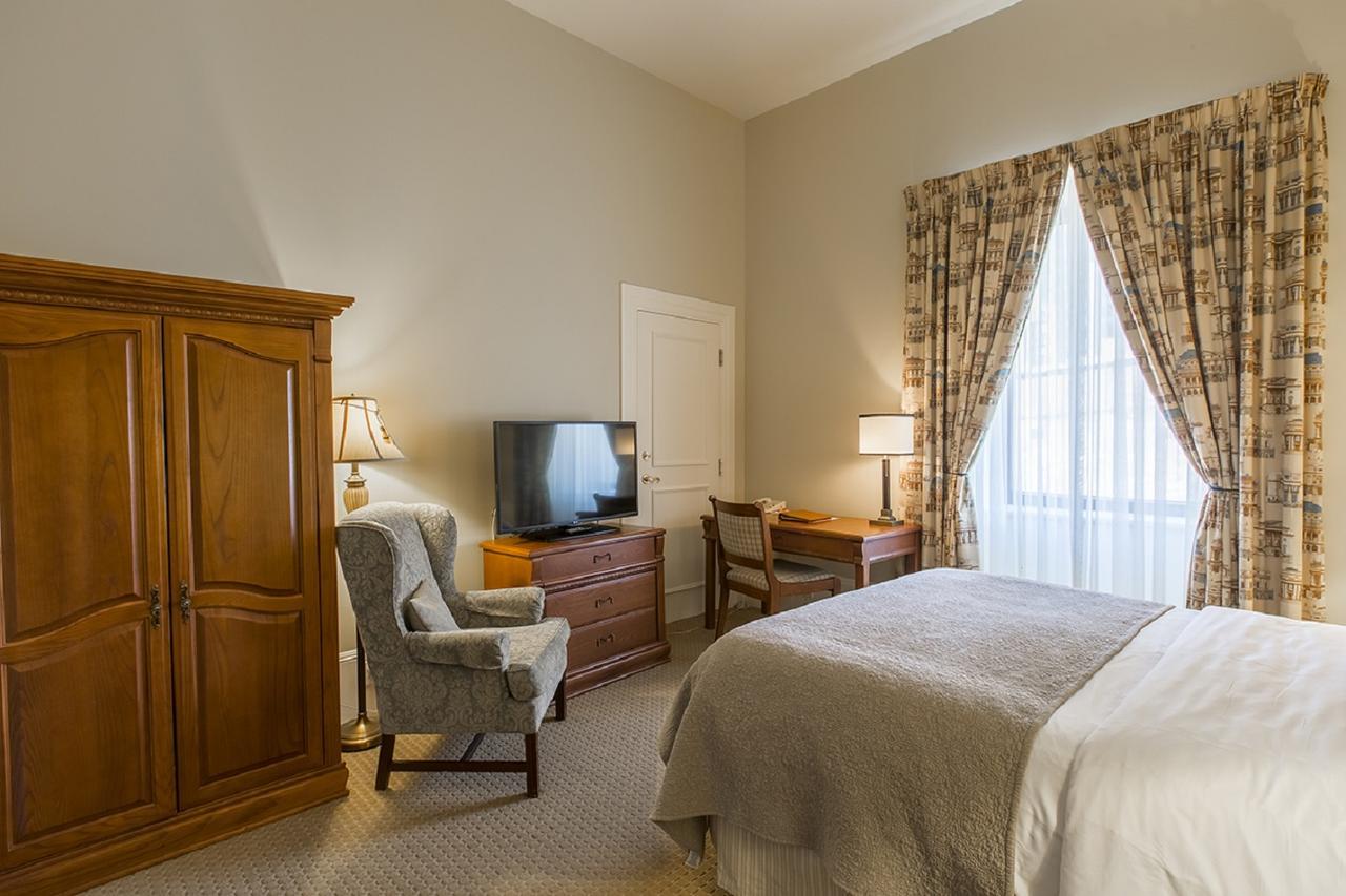 แอลโฮเต็ล Hotel มอนทรีอัล ภายนอก รูปภาพ