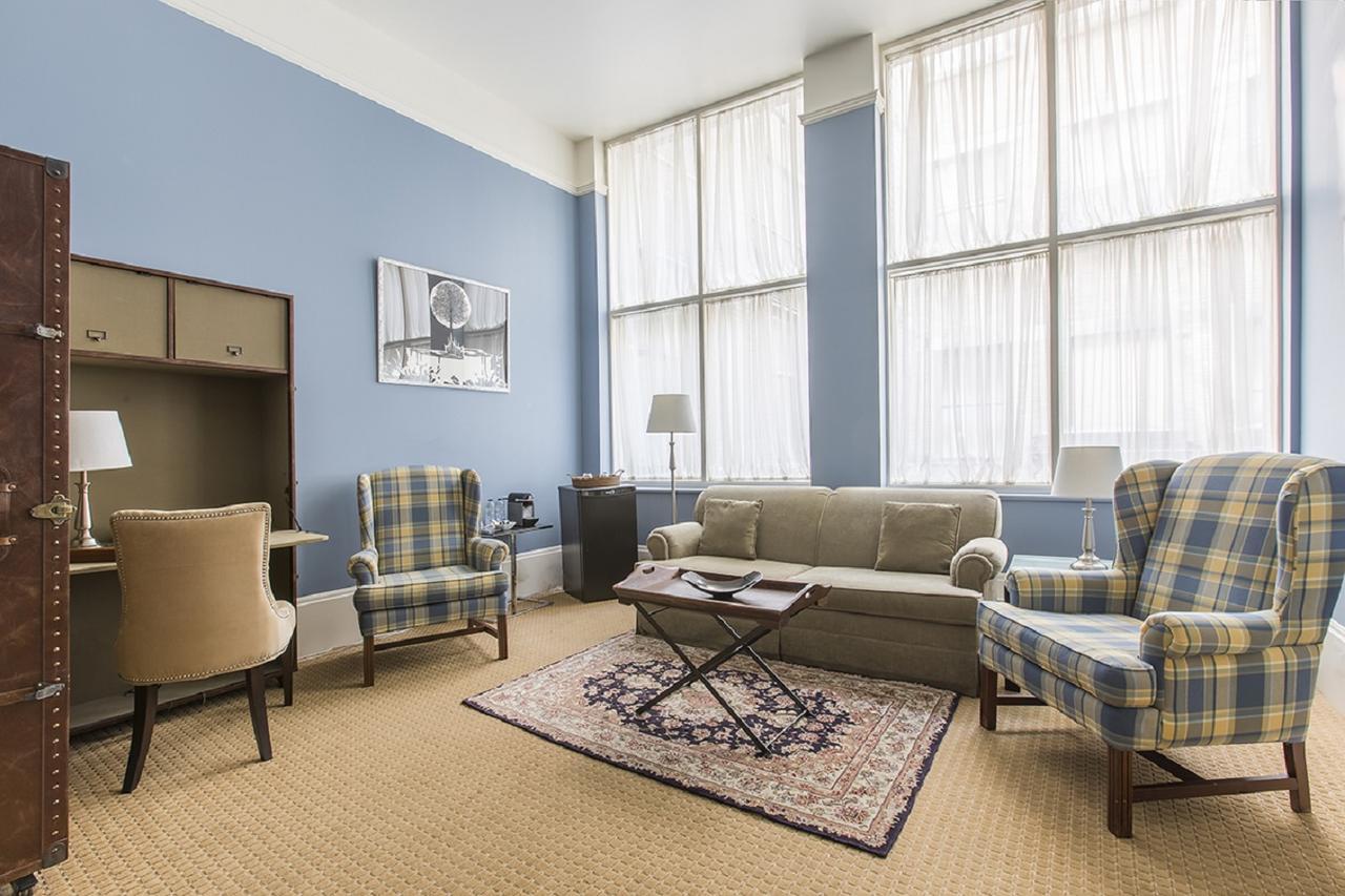 แอลโฮเต็ล Hotel มอนทรีอัล ภายนอก รูปภาพ