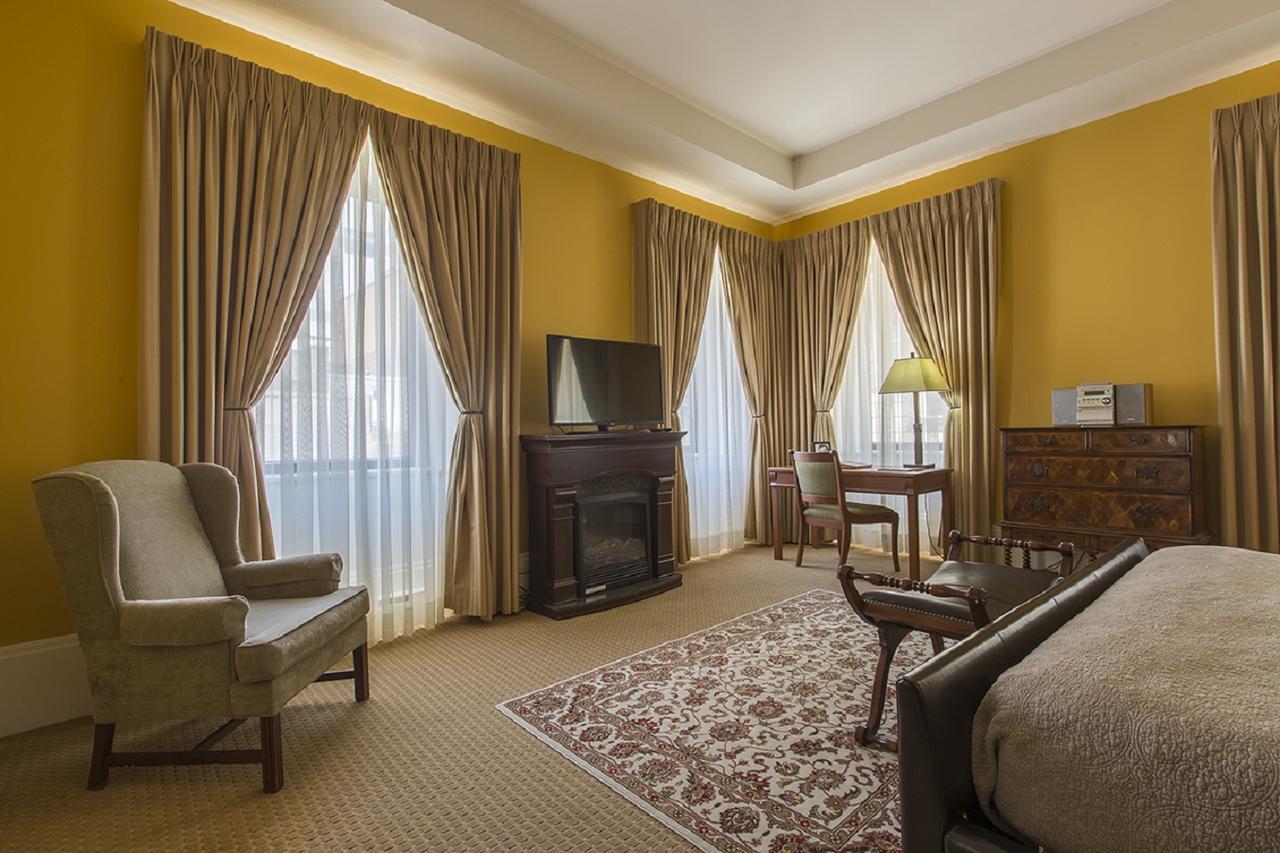 แอลโฮเต็ล Hotel มอนทรีอัล ภายนอก รูปภาพ